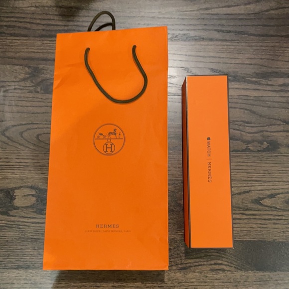 Apple watch hermès strap main image 9